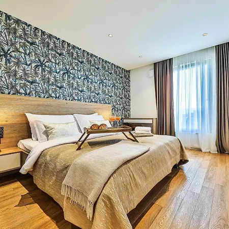 - City Gold With Pool & Whirpool Villa Trogir